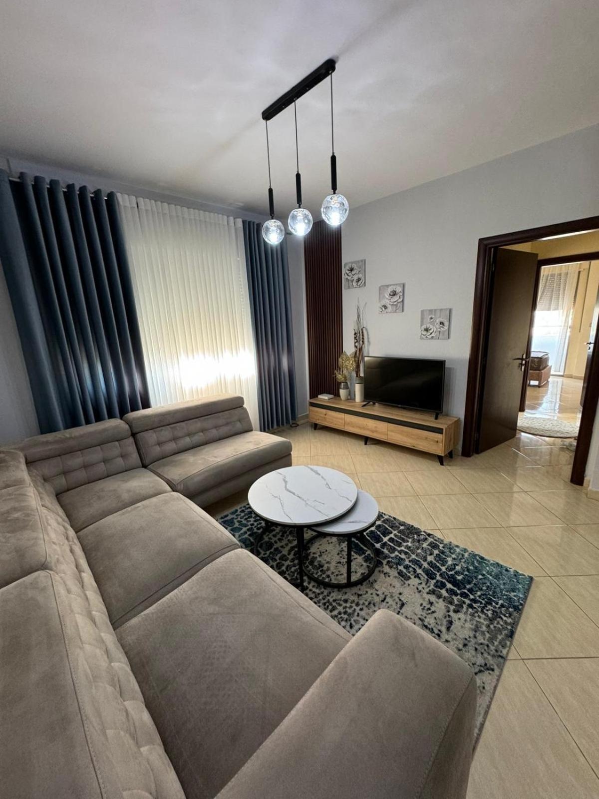 Downtown Finesse Appartement Tirana